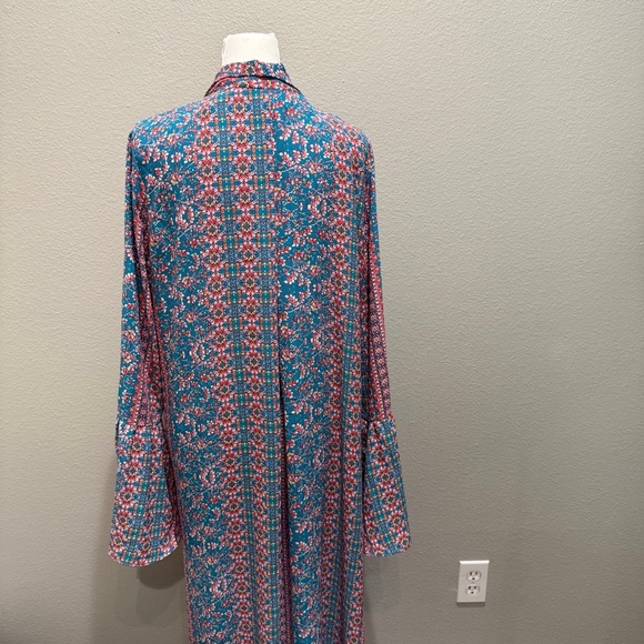 BCBGMAZAZRIA  Long Cardigan Size Large  Long Pink Blue Boho Duster Kimono - Picture 5 of 7